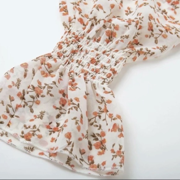 CLEARANCE Floral Smocked Chiffon Off Shoulder Crop Top - Picture 6 of 7